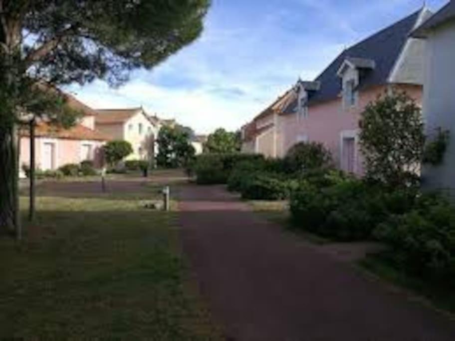 Charmant T2 Au Coeur Du Golf De Port Bourgenay Talmont-Saint-Hilaire Exterior foto